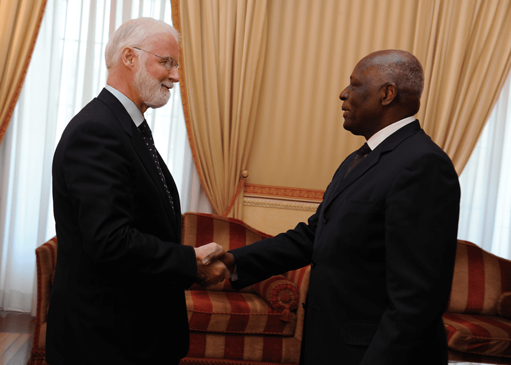RRF meets with President dos Santos of Angola